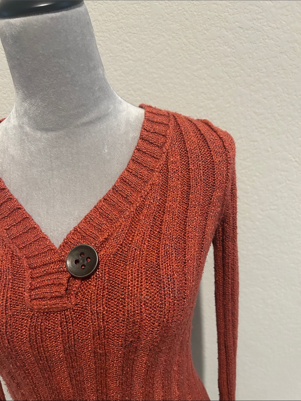Maurices Rust Orange V-Neck Ribbed Sweater with Button - Picture 3 of 6